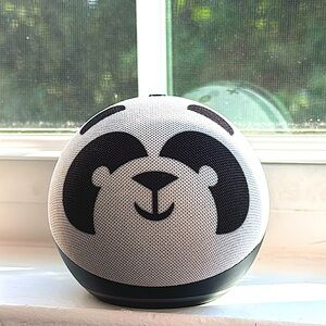 Amazon Alexa Echo Dot - Panda